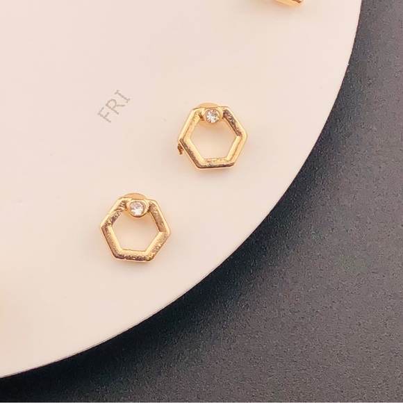 NWT 7 Pairs Stud Earring Set, Daily Dainty Studs, Handmade - Knot - Picture 6 of 10